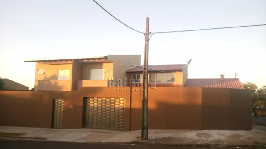Foto 1 de Casa com 4 Quartos à venda, 300m² em Conjunto Habitacional Maria Cecília Serrano de Oliveira, Londrina