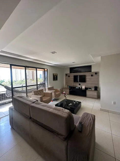 Foto 1 de Apartamento com 3 Quartos à venda, 159m² em Miramar, João Pessoa