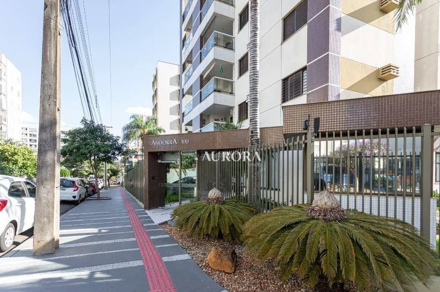 Foto 1 de Apartamento com 2 Quartos para venda ou aluguel, 81m² em Vila Ipiranga, Londrina