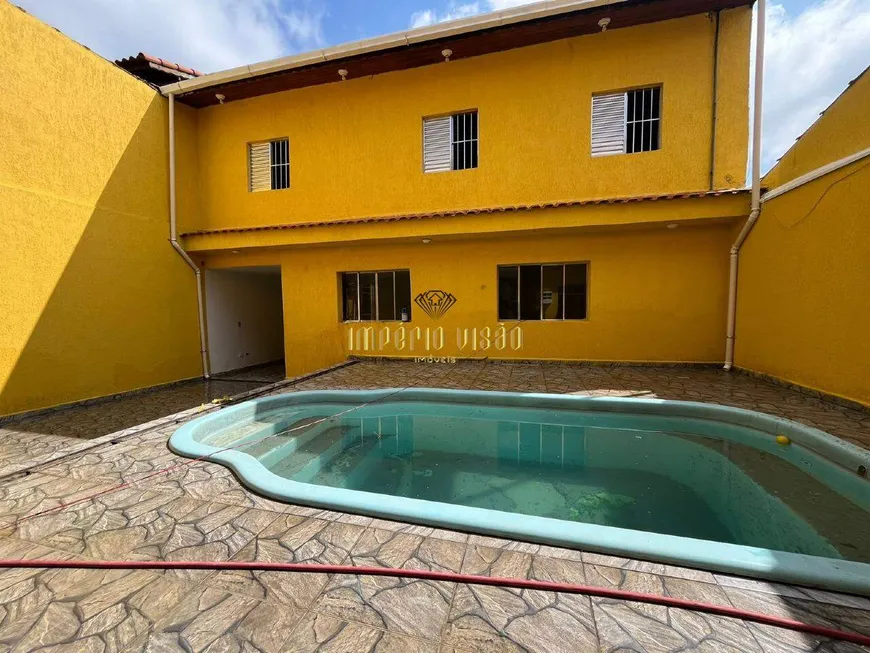 Foto 1 de Sobrado com 8 Quartos à venda, 400m² em Jardim Nova Poá, Poá