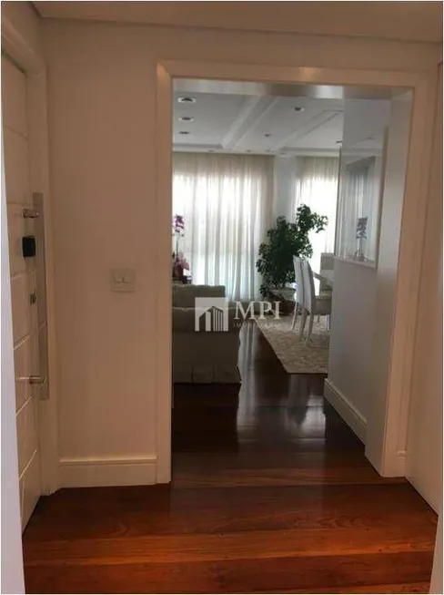 Foto 1 de Apartamento com 4 Quartos à venda, 220m² em Santana, São Paulo