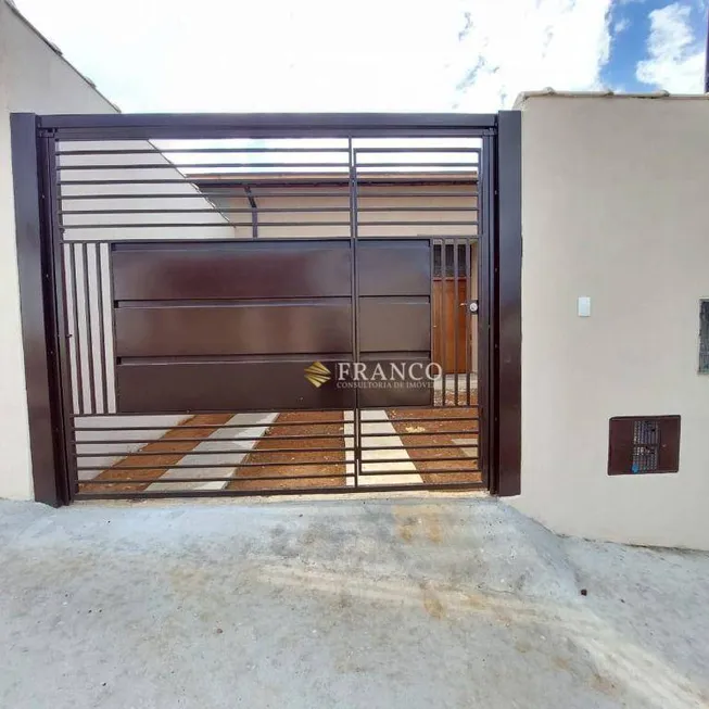 Foto 1 de Casa com 2 Quartos à venda, 68m² em Residencial Estoril, Taubaté