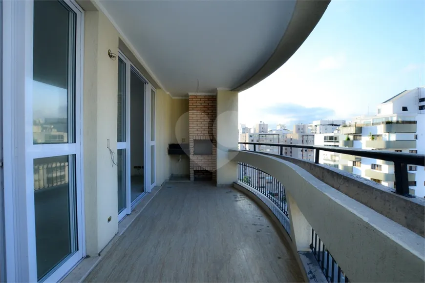 Foto 1 de Apartamento com 4 Quartos para venda ou aluguel, 160m² em Moema, São Paulo