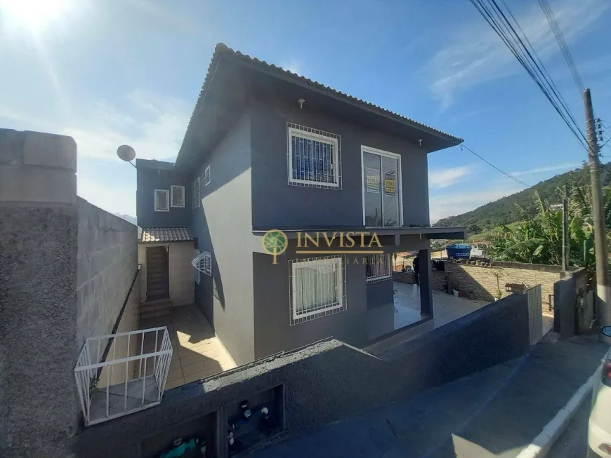 Foto 1 de Casa com 3 Quartos à venda, 250m² em Jardim Janaína, Biguaçu