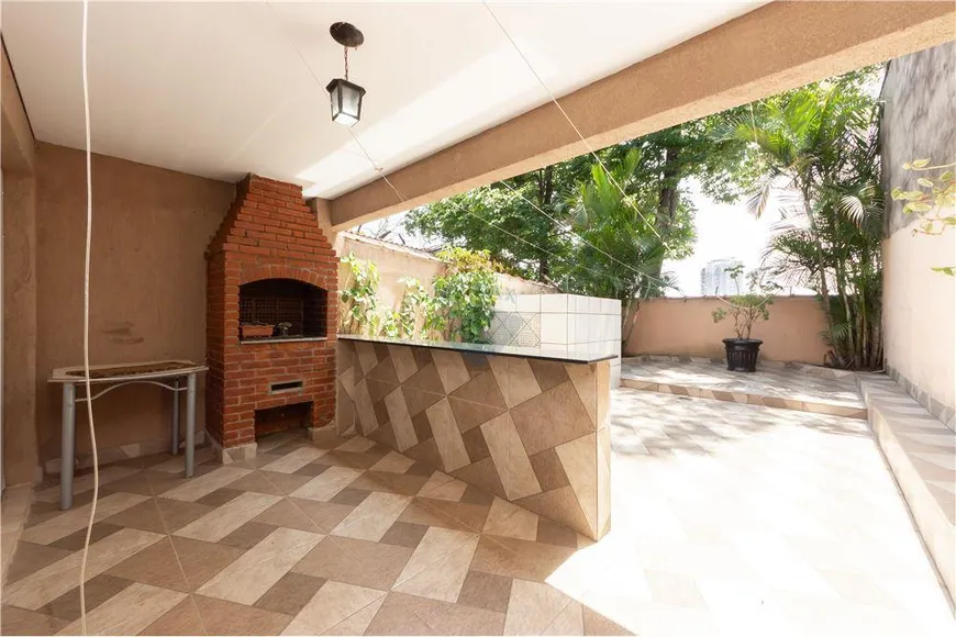 Foto 1 de Casa com 3 Quartos à venda, 228m² em Jardim Silveira, Barueri