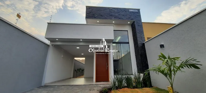 Foto 1 de Casa com 3 Quartos à venda, 115m² em Setor Cristina II Expansao, Trindade