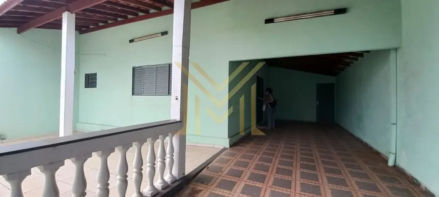 Foto 1 de Casa com 2 Quartos à venda, 200m² em Núcleo Residencial Presidente Geisel, Bauru