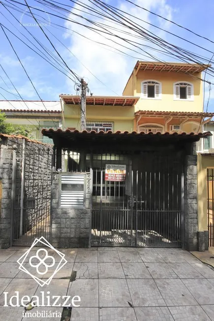Foto 1 de Casa com 3 Quartos à venda, 96m² em Aterrado, Volta Redonda