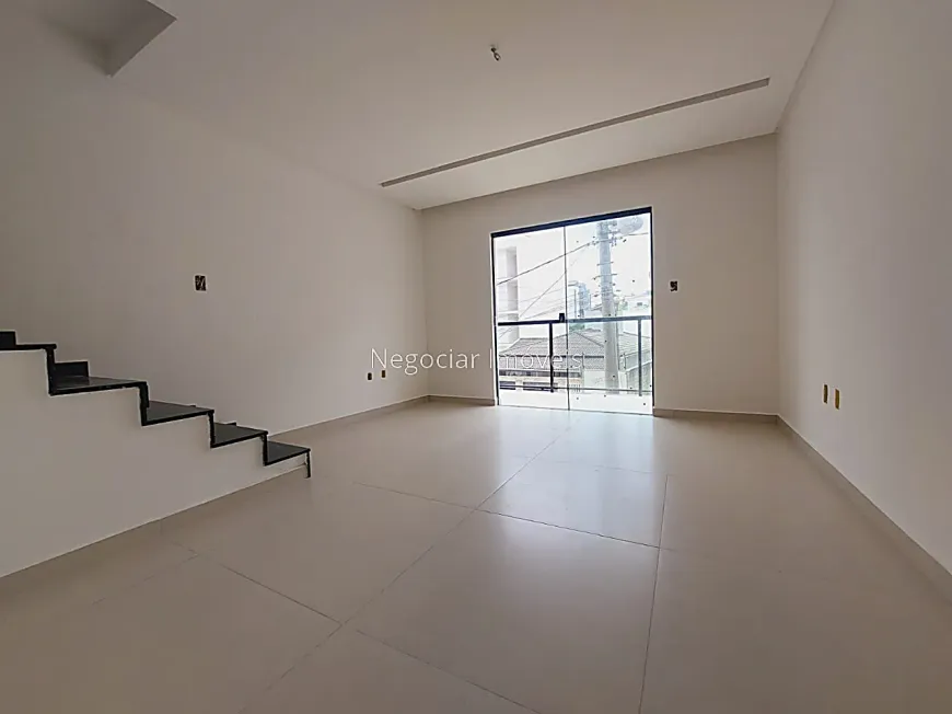 Foto 1 de Casa com 3 Quartos à venda, 140m² em Recanto da Mata, Juiz de Fora