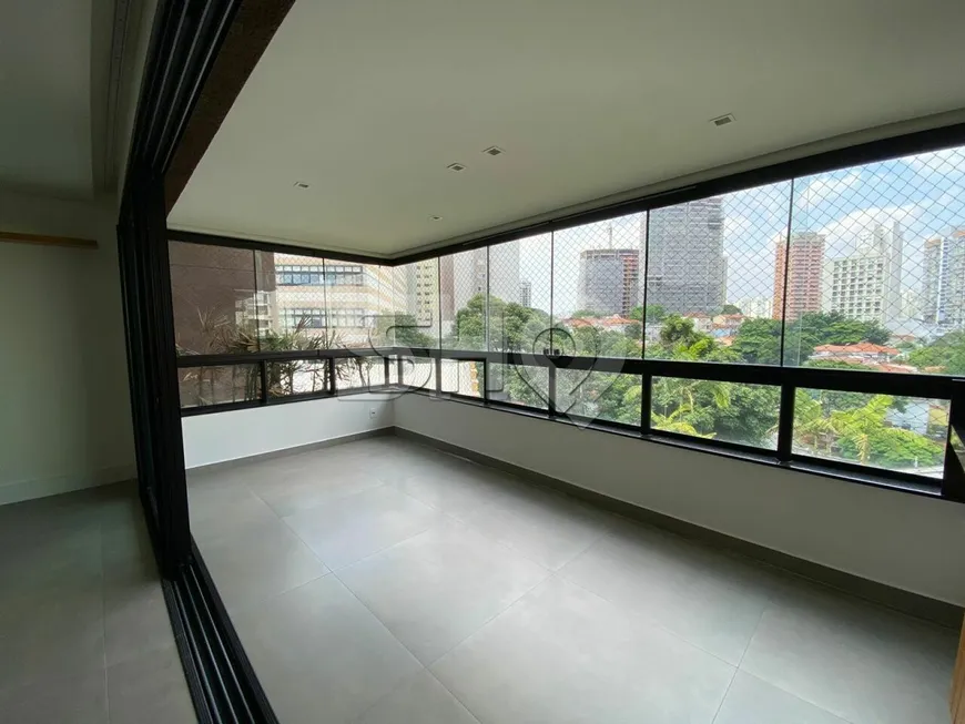 Foto 1 de Apartamento com 3 Quartos à venda, 187m² em Vila Romana, São Paulo