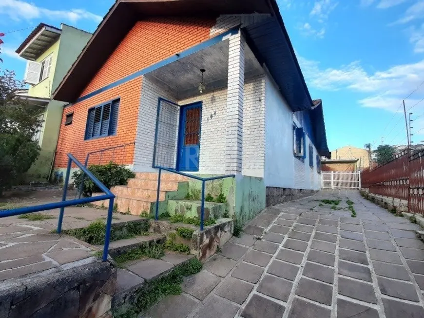 Foto 1 de Casa com 4 Quartos à venda, 183m² em Cavalhada, Porto Alegre