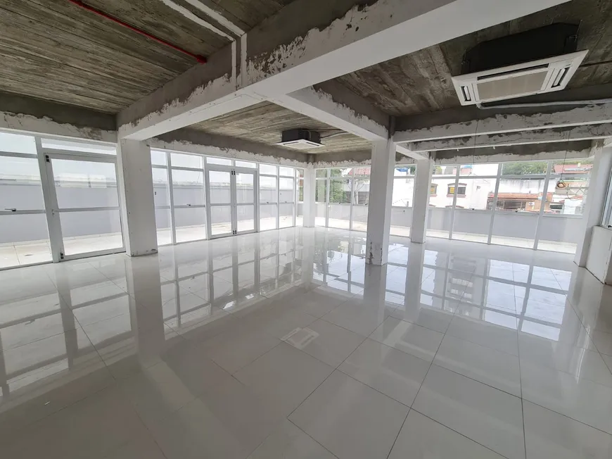 Foto 1 de Sala Comercial para alugar, 300m² em Petrópolis, Porto Alegre