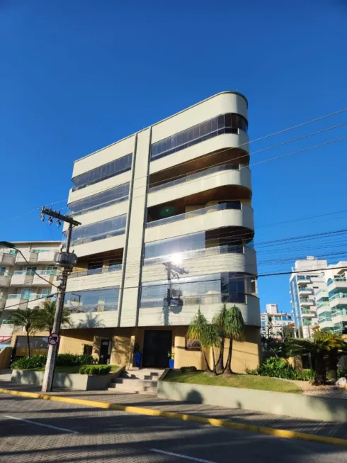 Foto 1 de Apartamento com 3 Quartos à venda, 180m² em Bombas, Bombinhas