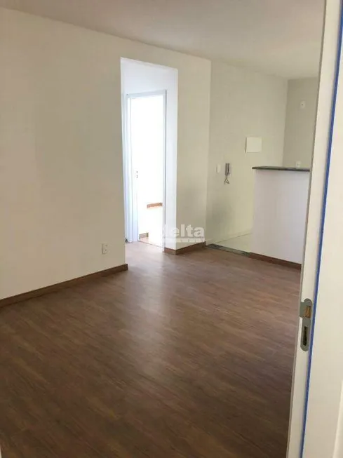 Foto 1 de Apartamento com 2 Quartos à venda, 45m² em Chácaras Tubalina E Quartel, Uberlândia