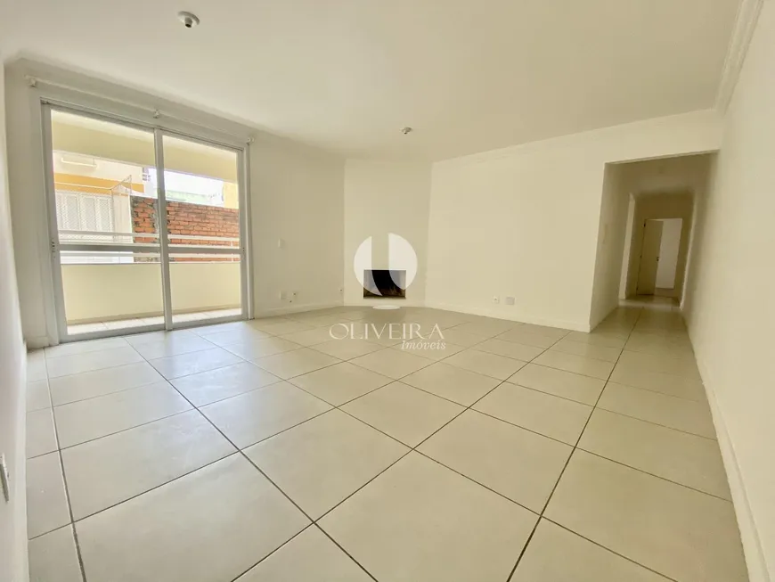 Foto 1 de Apartamento com 3 Quartos à venda, 144m² em Bonfim, Santa Maria