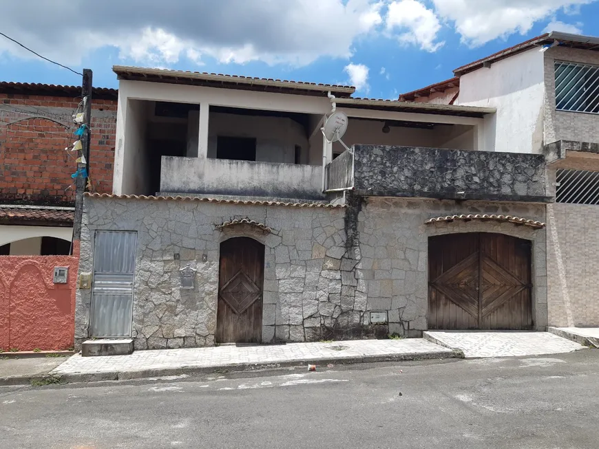 Foto 1 de Casa com 3 Quartos para alugar, 200m² em Gleba A, Camaçari