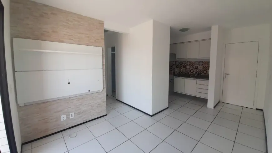 Foto 1 de Apartamento com 2 Quartos para alugar, 57m² em Calhau, São Luís