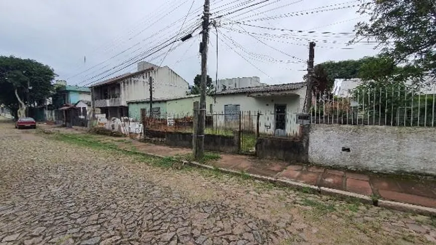 Foto 1 de Lote/Terreno à venda, 300m² em Cavalhada, Porto Alegre