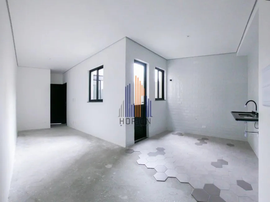 Foto 1 de Apartamento com 2 Quartos à venda, 44m² em Jardim Ocara, Santo André