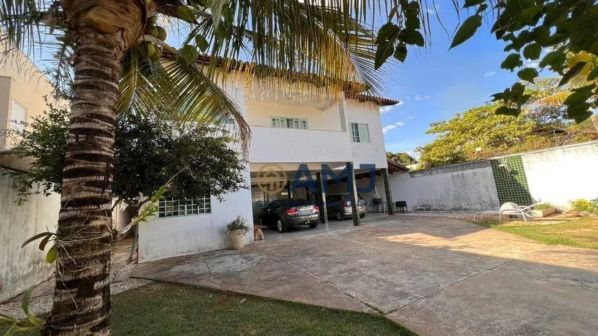 Foto 1 de Sobrado com 3 Quartos à venda, 316m² em Setor Jaó, Goiânia