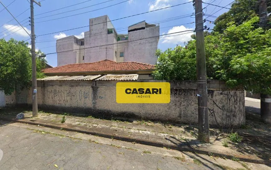 Foto 1 de Lote/Terreno à venda, 250m² em Vila Scarpelli, Santo André