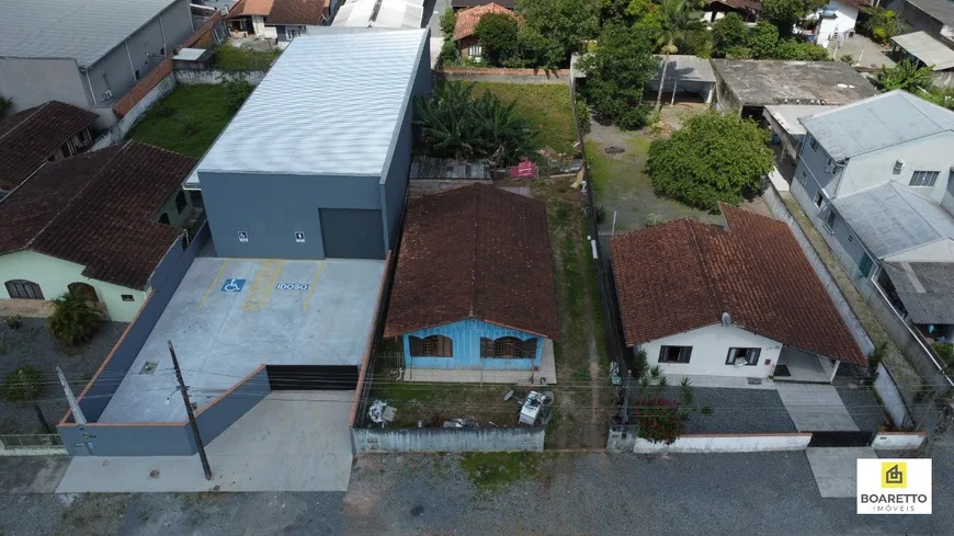 Foto 1 de Lote/Terreno à venda, 578m² em Boa Vista, Joinville