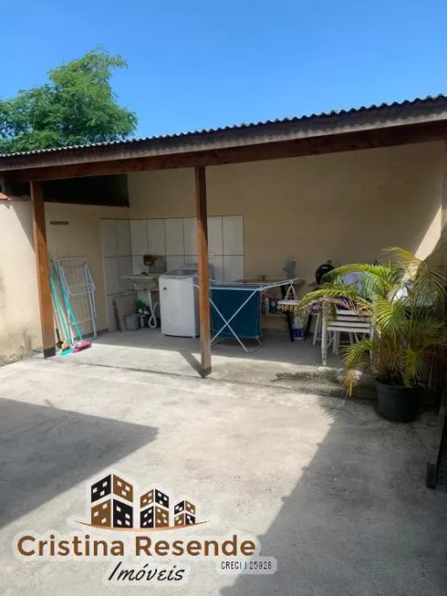 Foto 1 de Casa com 2 Quartos à venda, 150m² em Estufa II, Ubatuba