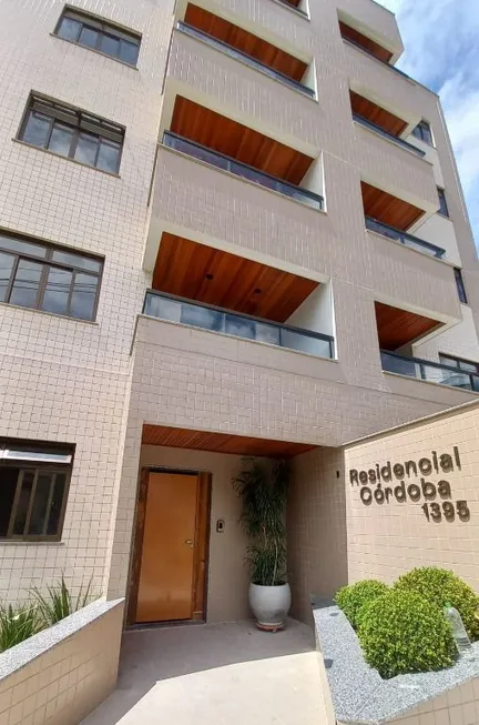 Foto 1 de Apartamento com 2 Quartos à venda, 54m² em Santa Helena, Juiz de Fora