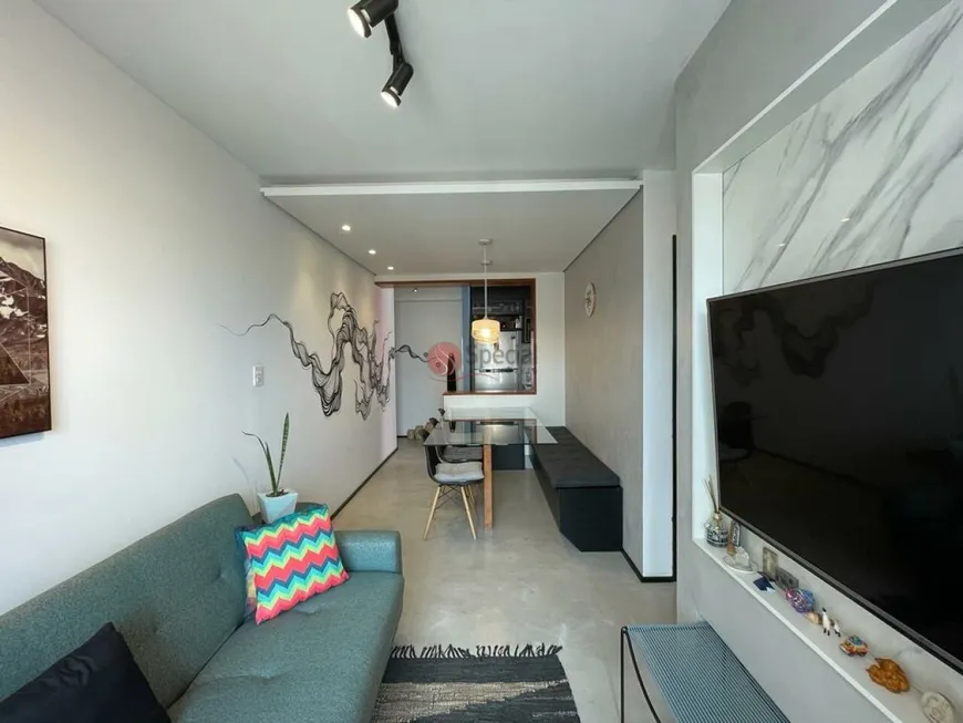 Foto 1 de Apartamento com 2 Quartos à venda, 52m² em Vila Matilde, São Paulo
