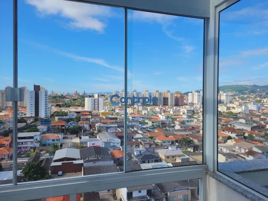 Foto 1 de Apartamento com 3 Quartos à venda, 160m² em Areias, São José