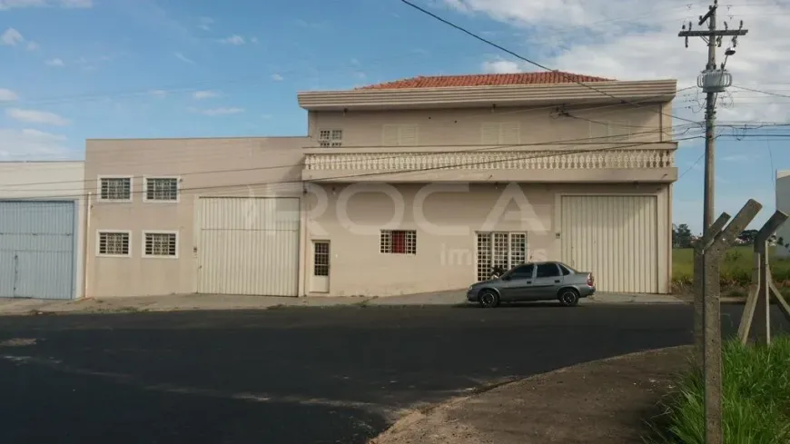 Foto 1 de Galpão/Depósito/Armazém com 2 Quartos à venda, 816m² em Jardim de Cresci, São Carlos