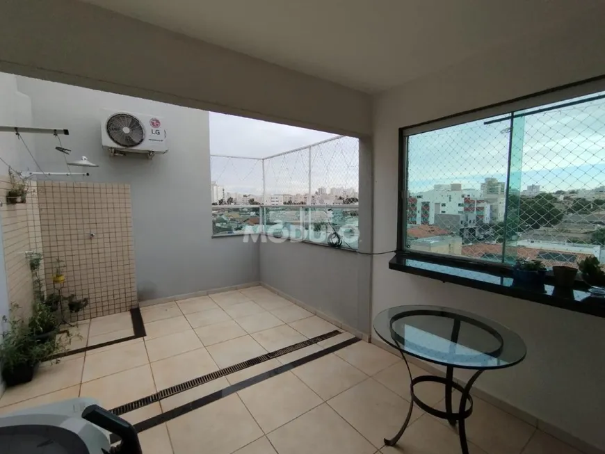 Foto 1 de Cobertura com 3 Quartos à venda, 140m² em Santa Mônica, Uberlândia