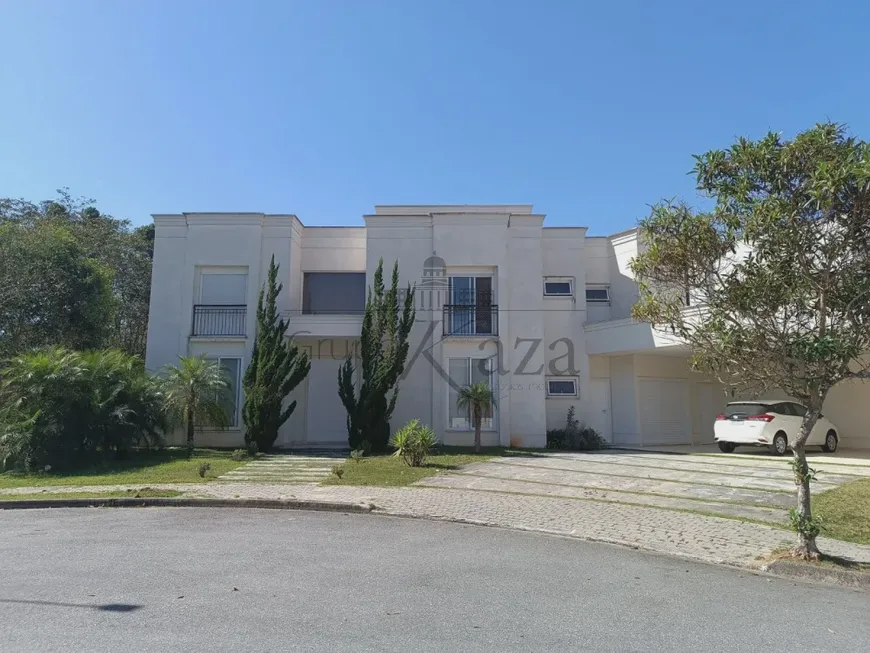 Foto 1 de Casa de Condomínio com 4 Quartos à venda, 380m² em Condomínio Residencial Montserrat, São José dos Campos