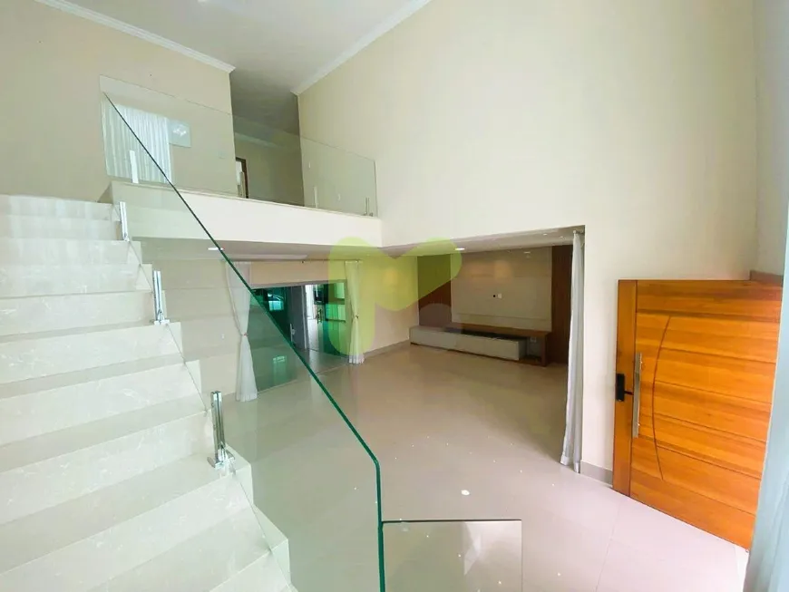 Foto 1 de Casa com 3 Quartos à venda, 244m² em Lagomar, Macaé