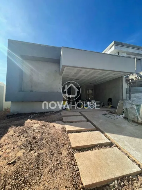 Foto 1 de Casa com 3 Quartos à venda, 160m² em Jardim Imperial, Cuiabá