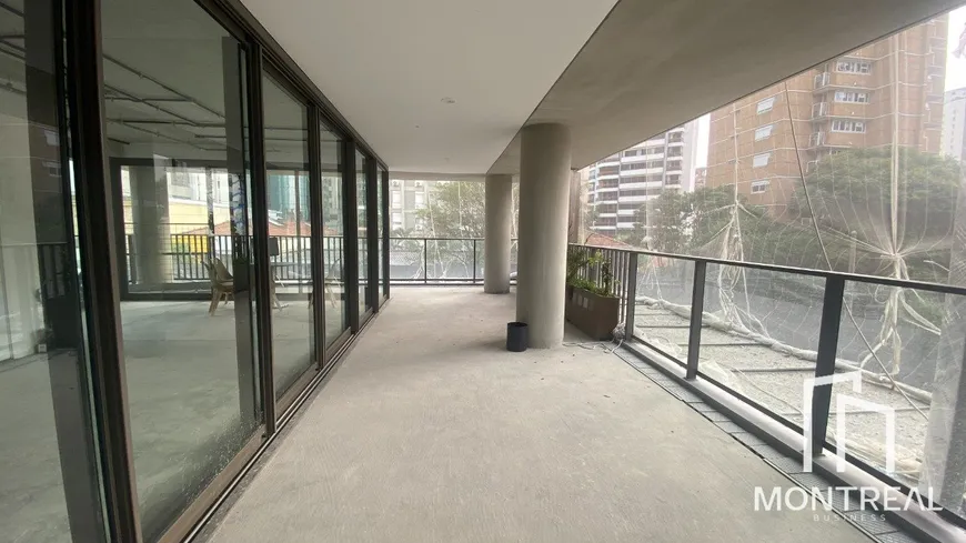 Foto 1 de Apartamento com 3 Quartos à venda, 204m² em Vila Nova Conceição, São Paulo