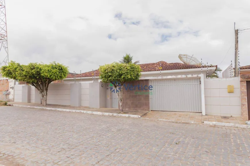 Foto 1 de Casa com 4 Quartos à venda, 350m² em Boa Vista, Garanhuns