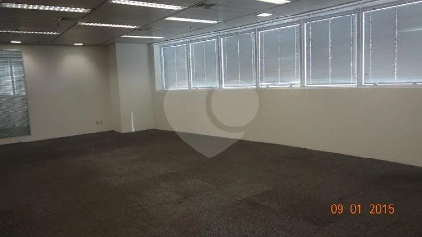 Foto 1 de Sala Comercial para alugar, 200m² em Vila Olímpia, São Paulo