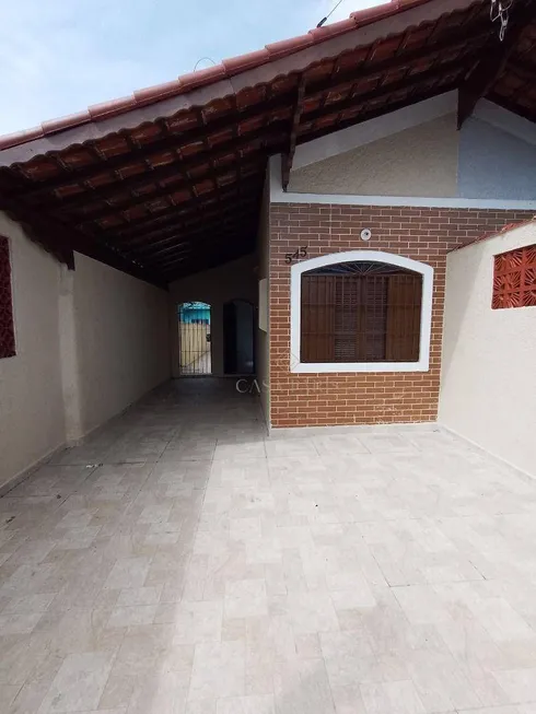 Foto 1 de Casa com 2 Quartos à venda, 70m² em Maracanã, Praia Grande