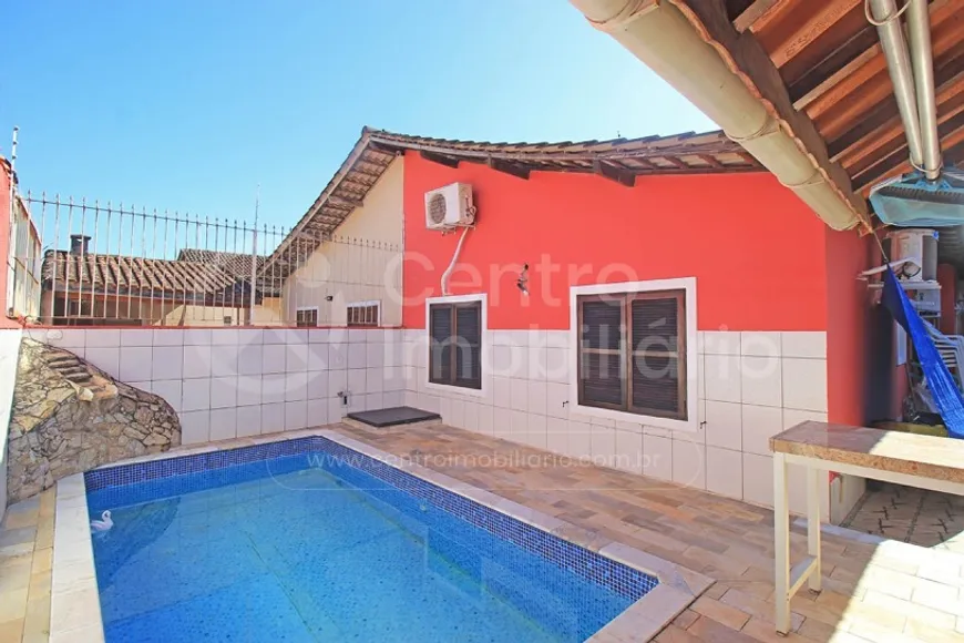Foto 1 de Casa com 3 Quartos à venda, 118m² em Balneario Sambura, Peruíbe