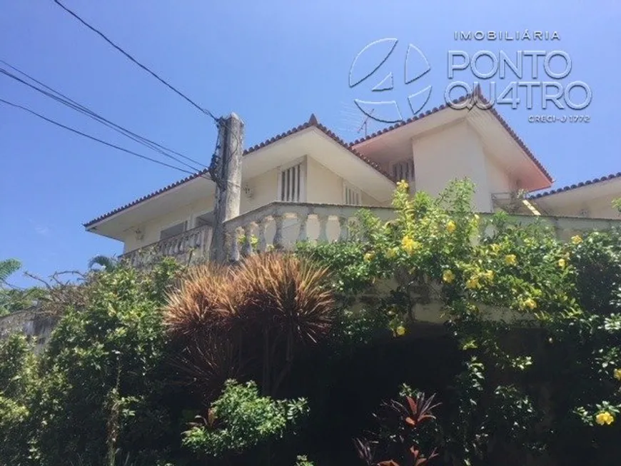 Foto 1 de Casa com 5 Quartos à venda, 600m² em Caminho Das Árvores, Salvador