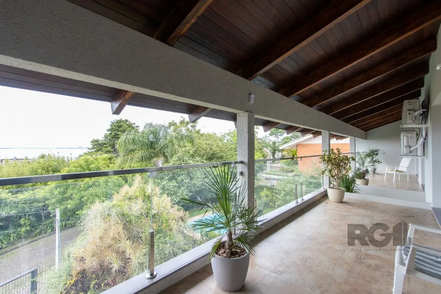 Foto 1 de Casa com 3 Quartos à venda, 455m² em Vila Assunção, Porto Alegre