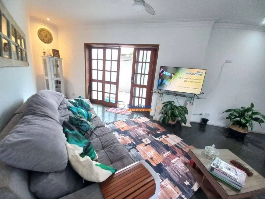 Foto 1 de Sobrado com 2 Quartos à venda, 163m² em Jardim Primavera, Guarujá