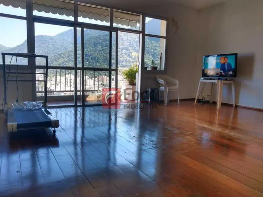 Foto 1 de Apartamento com 4 Quartos à venda, 197m² em Lagoa, Rio de Janeiro