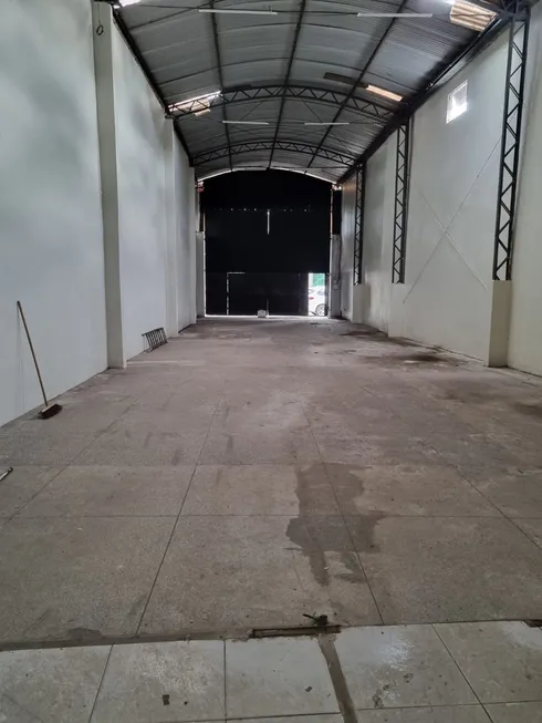 Foto 1 de Galpão/Depósito/Armazém para alugar, 250m² em Pedreira, Belém