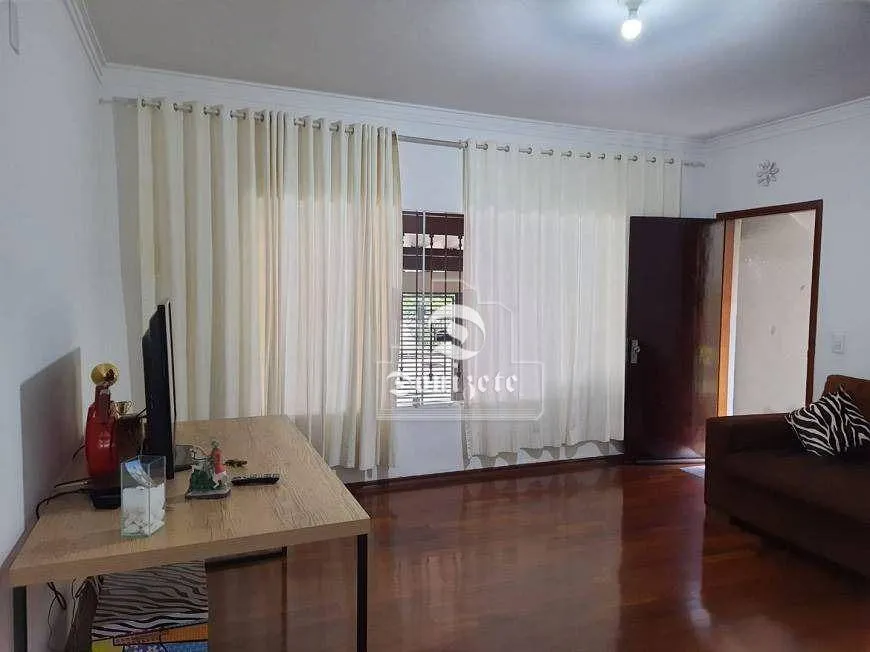 Foto 1 de Sobrado com 3 Quartos à venda, 160m² em Vila Pires, Santo André