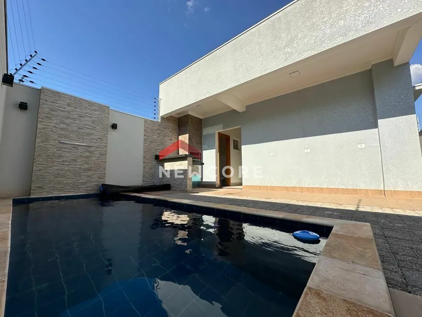 Foto 1 de Casa com 3 Quartos à venda, 135m² em Zona 31, Maringá