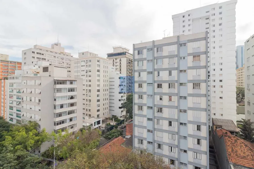 Foto 1 de Apartamento com 3 Quartos à venda, 142m² em Consolação, São Paulo