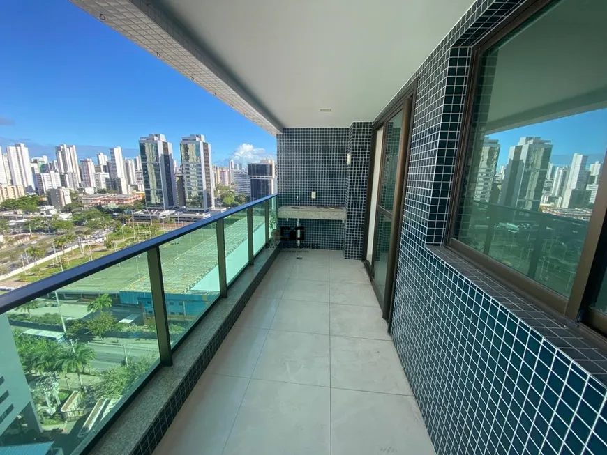 Foto 1 de Apartamento com 4 Quartos à venda, 130m² em Boa Viagem, Recife