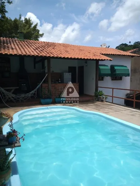 Foto 1 de Casa com 6 Quartos à venda, 780m² em , Vassouras